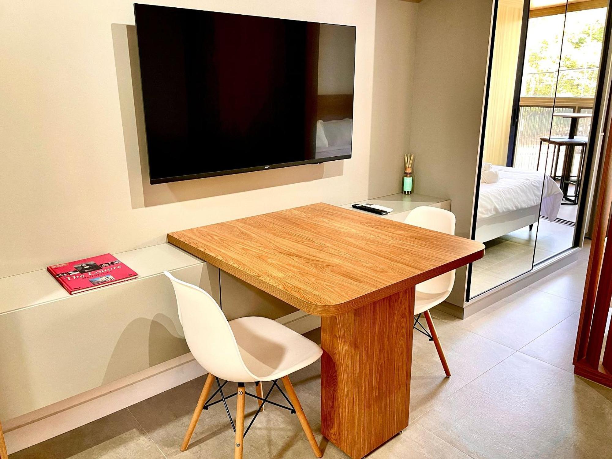 Leblon - Vista Cristo, Novo, Piscina E Gym Apartamento *